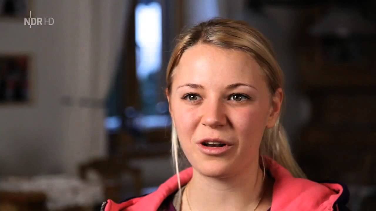 Miriam Steyer – The Young Voice Behind “Die kleinen Momente”